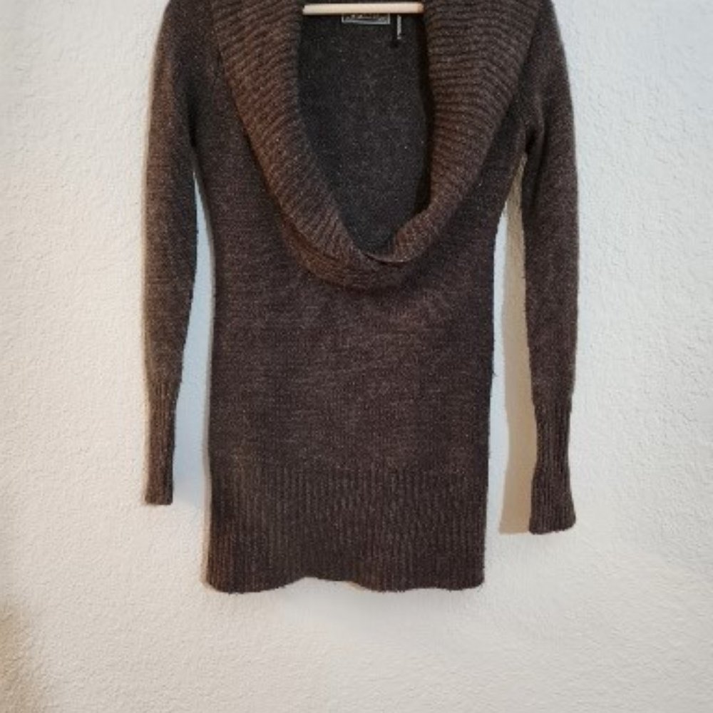 Sweater - Picture 2 of 3